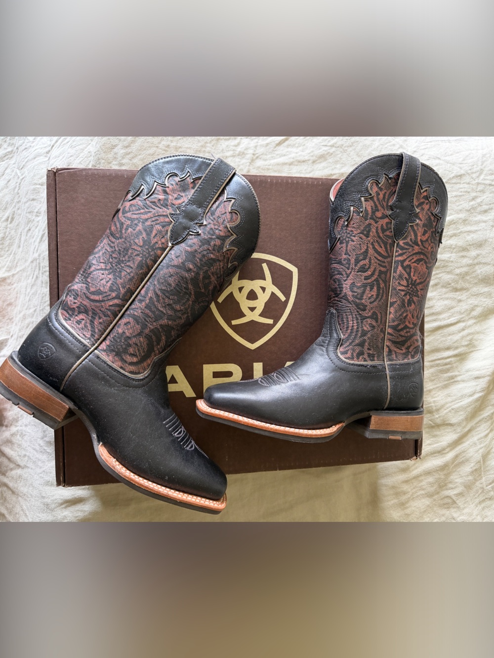 Ariat Fiona Square toe Western Cowboy Boots